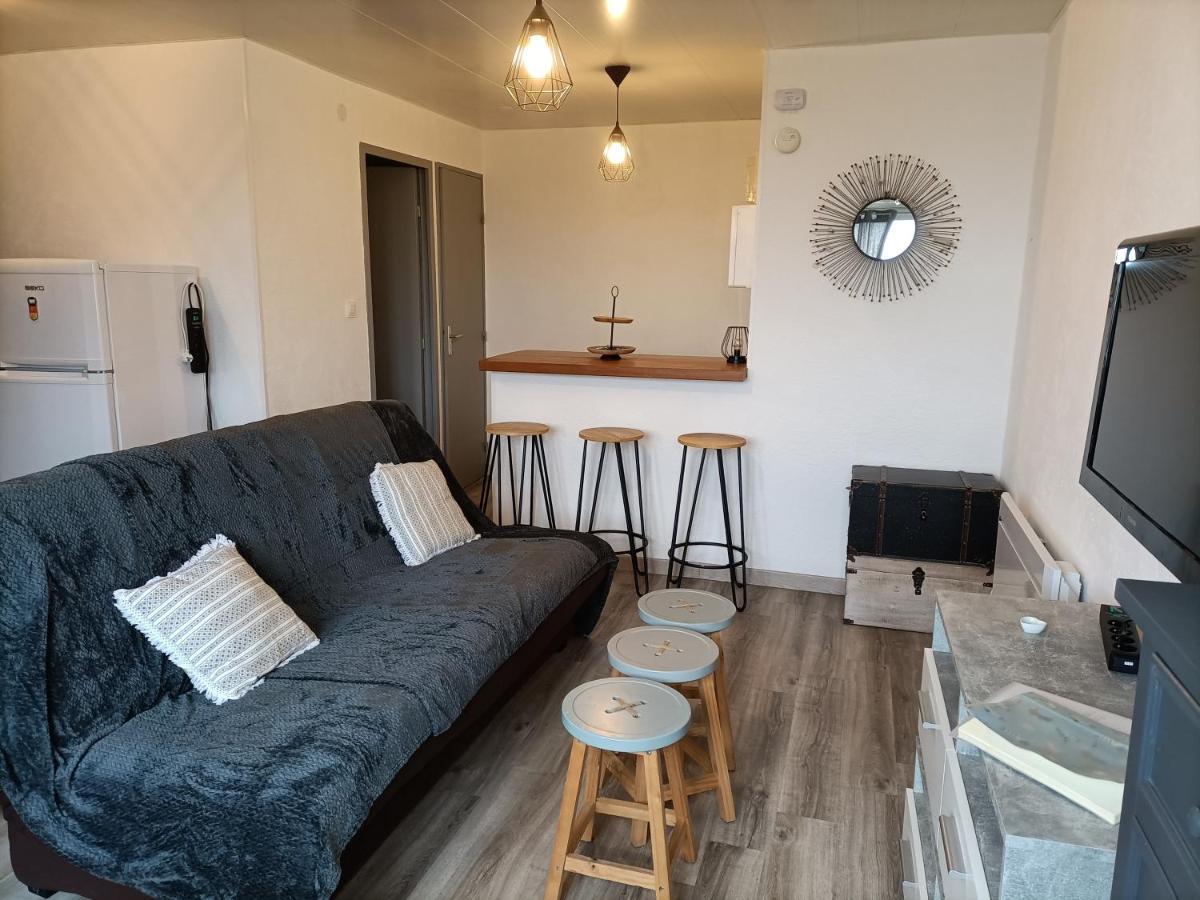 Le Clin D'Oeil Sur Le Port. Apartment Gruissan Bagian luar foto
